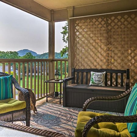 Modern Studio With Balcony About 1 Mi To Lake Lure! 外观 照片