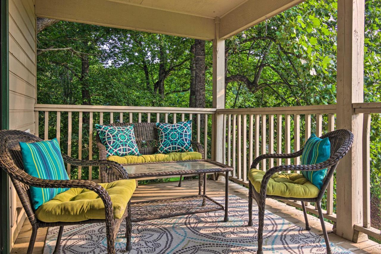 Modern Studio With Balcony About 1 Mi To Lake Lure! 外观 照片